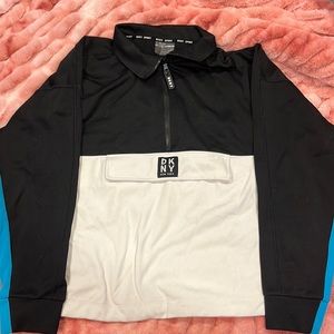 DNKY New York sport jacket. Women’s size XL. Like new condition!